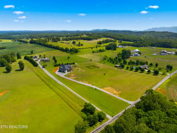 417 County Road 788, Etowah, TN 37331