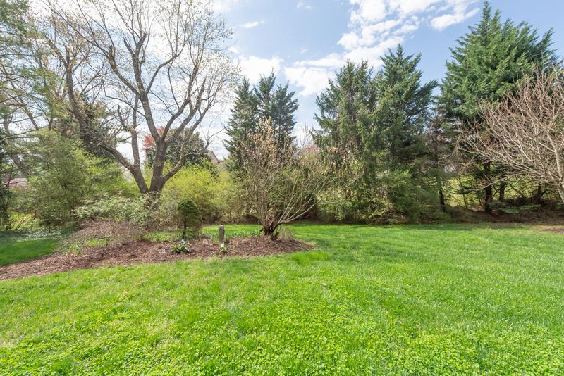 417 Cutlass Rd, Knoxville, TN 37934