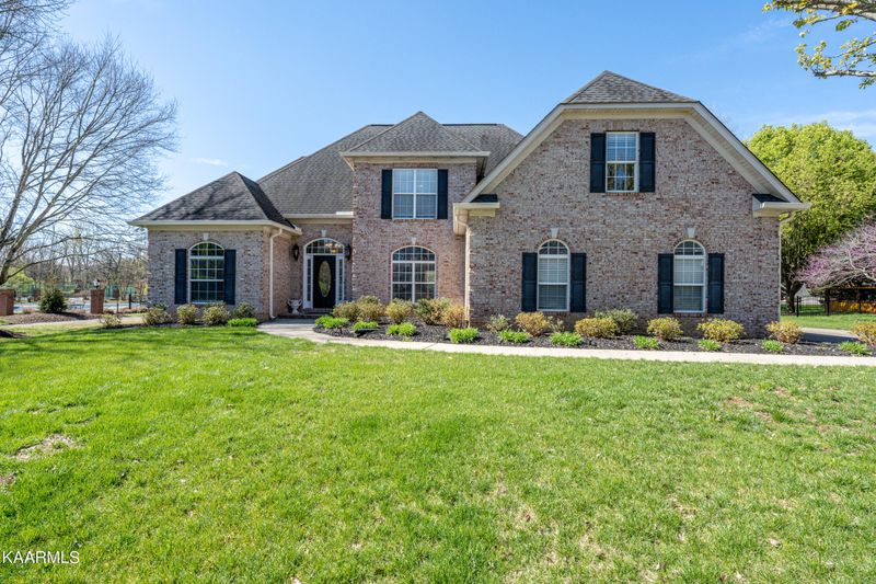 417 Gwinhurst Rd, Knoxville, TN 37934