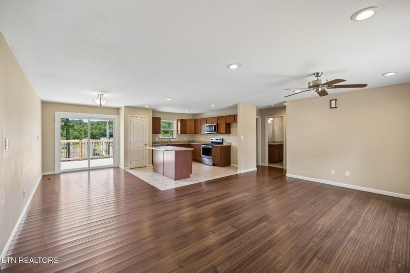 417 Highland View Dr, Knoxville, TN 37920