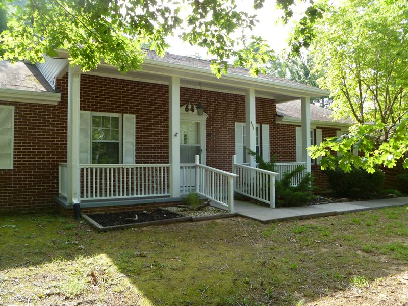 417 Maple Ave, Oliver Springs, TN 37840