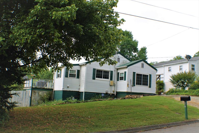 417 Mason Ln, Loudon, TN 37774