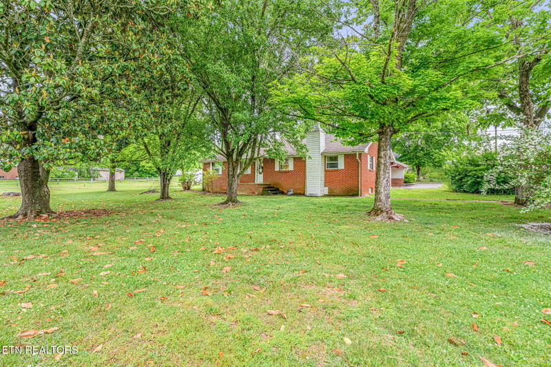 417 Tennessee Ave, Greenback, TN 37742