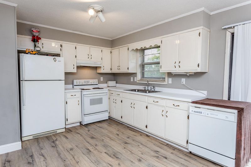 418 Bryson St, Athens, TN 37303