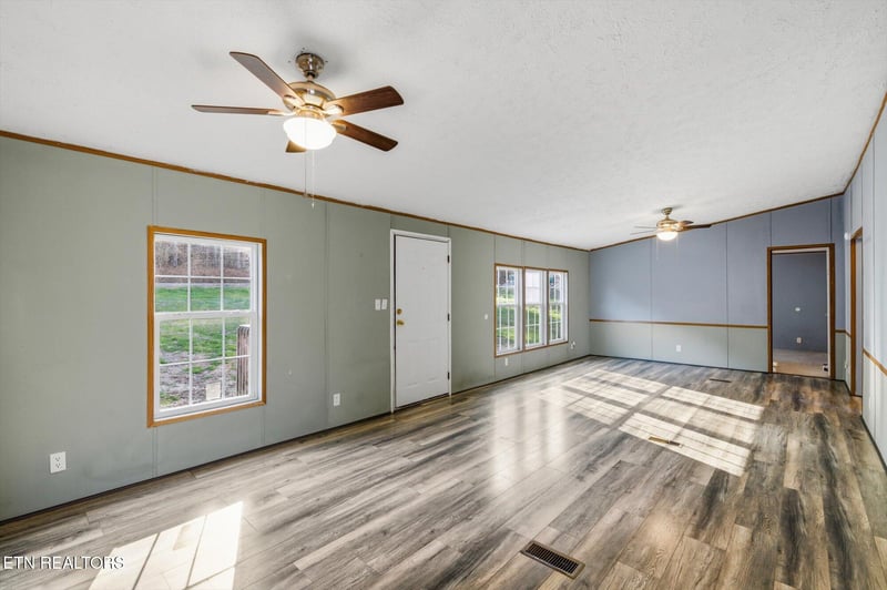 418 County Road 61, Riceville, TN 37370