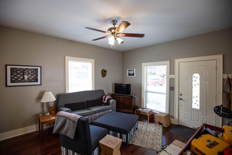 418 E Oldham Ave, Knoxville, TN 37917