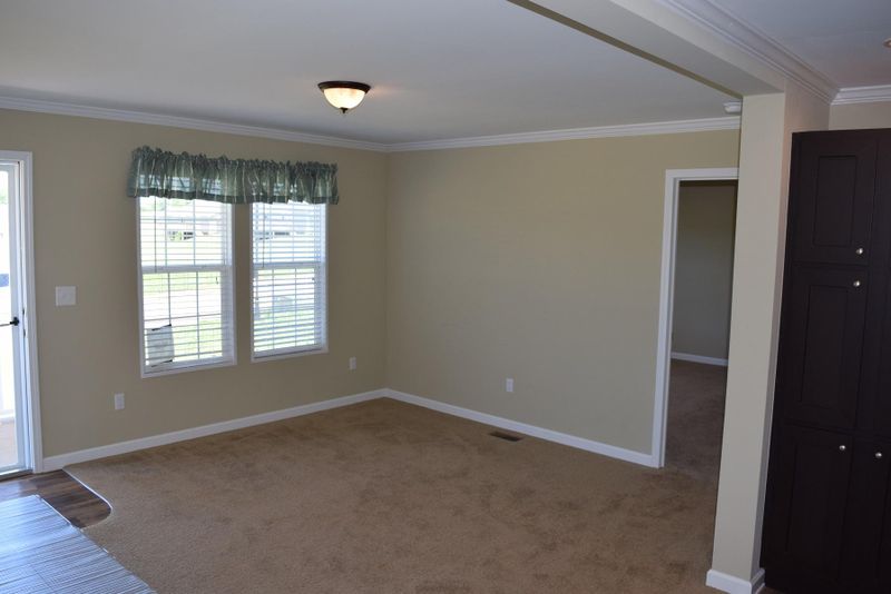 418 Hartfield Ln, Loudon, TN 37774