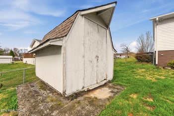 418 Highland Dr, Clinton, TN 37716