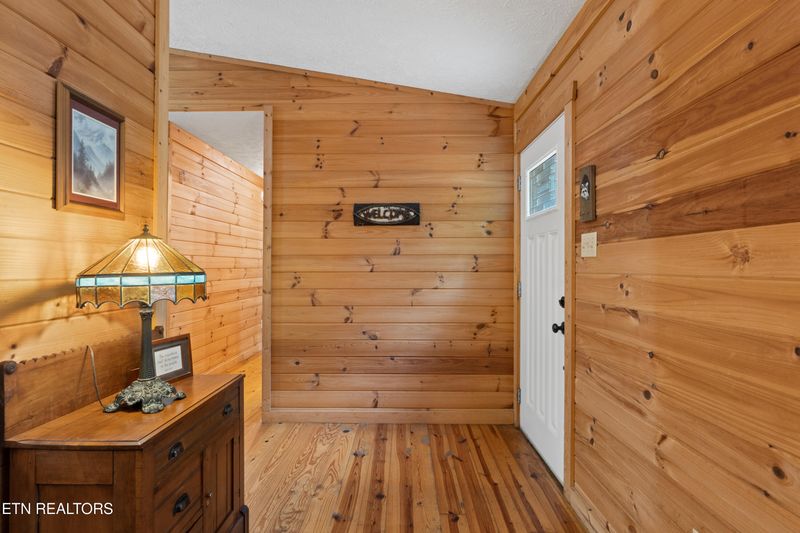 418 Laurel Trace Rd, Townsend, TN 37882