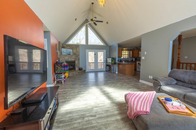418 N Cunningham Rd, Seymour, TN 37865