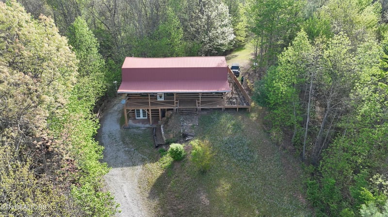 418 Turkey Creek Rd, Tellico Plains, TN 37385