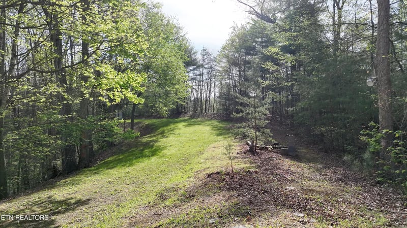 418 Turkey Creek Rd, Tellico Plains, TN 37385