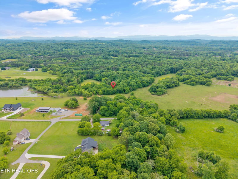 4181 Lowes Ferry Rd, Louisville, TN 37777