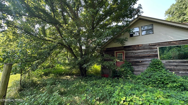 419 Ashe Cabin Hollow Rd, Harriman, TN 37748