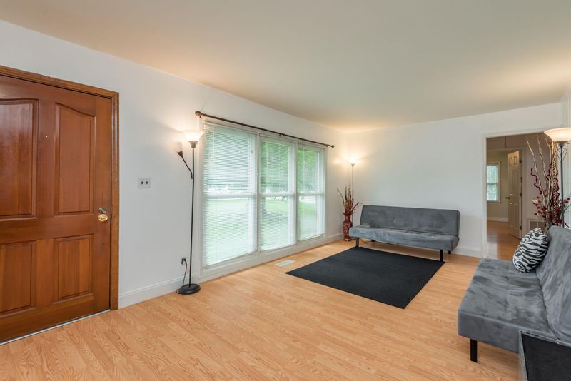 419 Highland Dr, Clinton, TN 37716