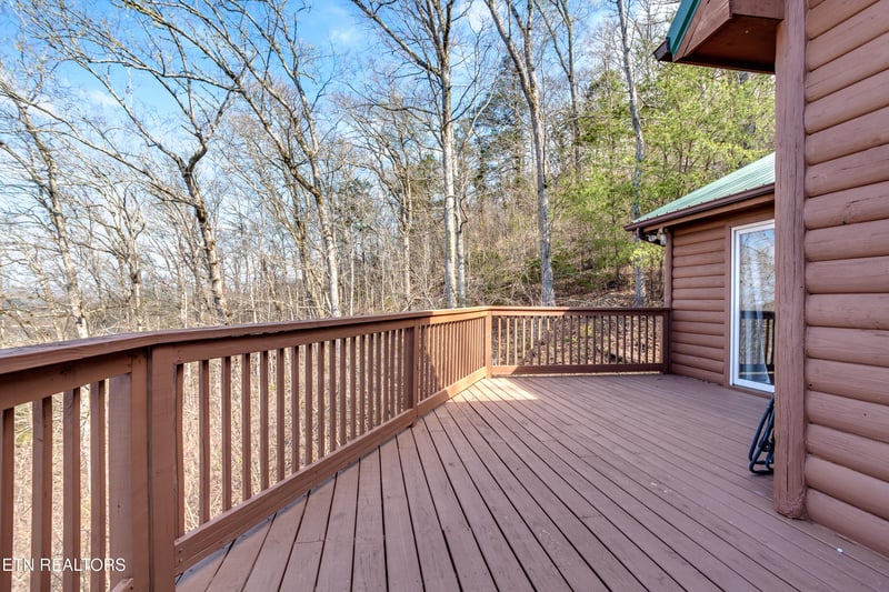 419 Larayne Hollow Rd, Sharps Chapel, TN 37866