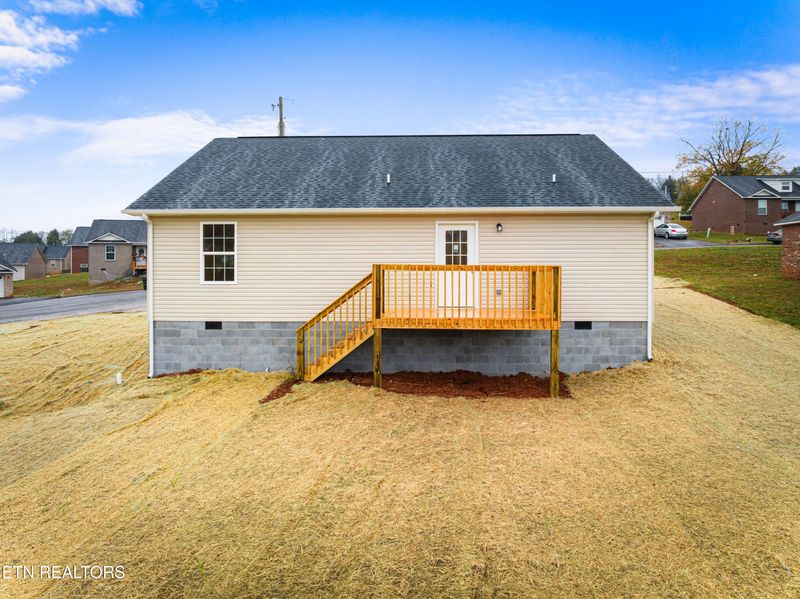 419 Sulphur Ct, Kodak, TN 37764