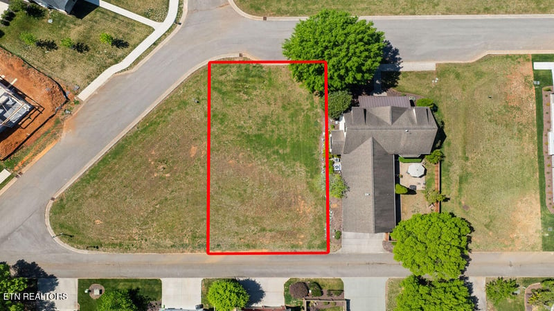 419 Wildcat Run Dr, Loudon, TN 37774