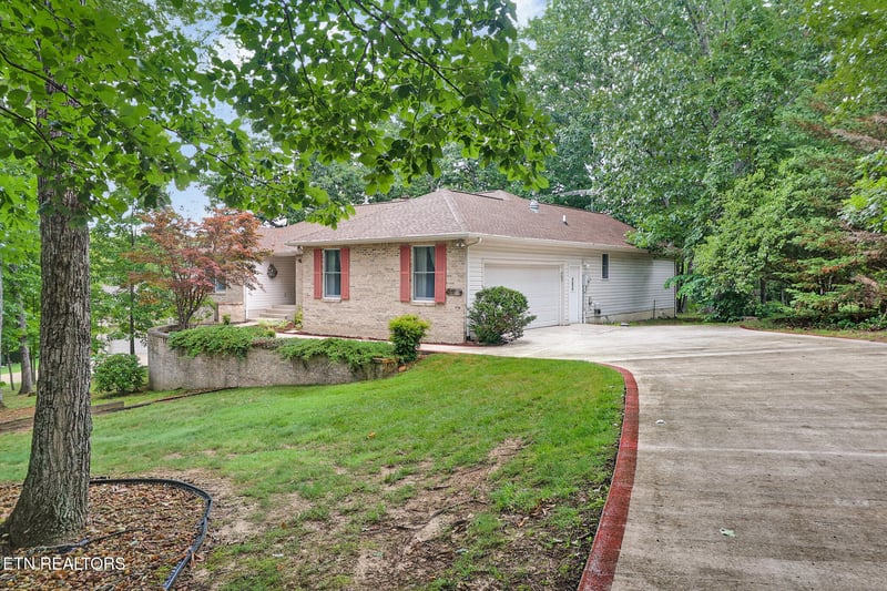 42 Havenridge Pl, Crossville, TN 38558