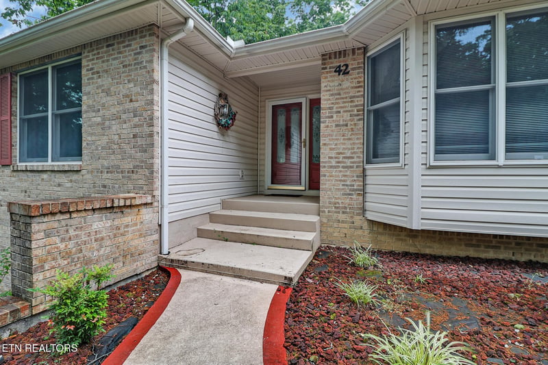 42 Havenridge Pl, Crossville, TN 38558