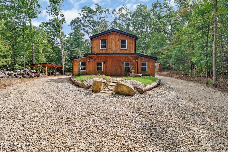42 Staley Way, Crossville, TN 38555