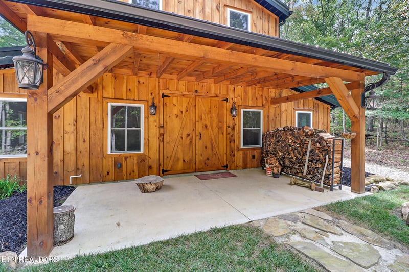 42 Staley Way, Crossville, TN 38555