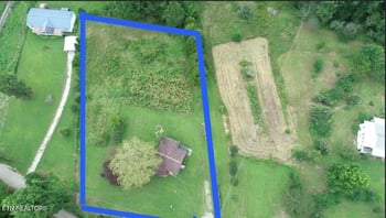 420 Black Oak Rd, Oneida, TN 37841