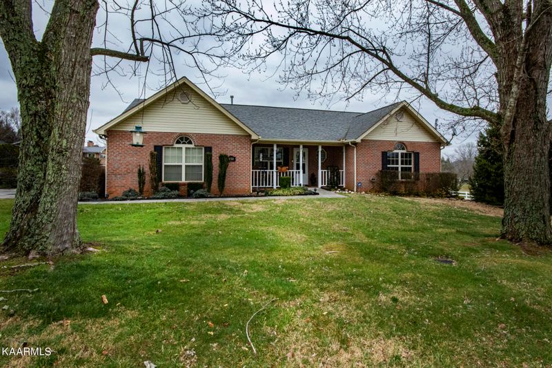 420 Chilhowee School Rd, Seymour, TN 37865