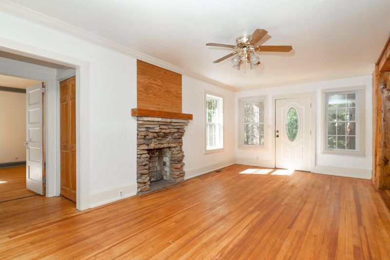 420 E Red Bud Rd, Knoxville, TN 37920