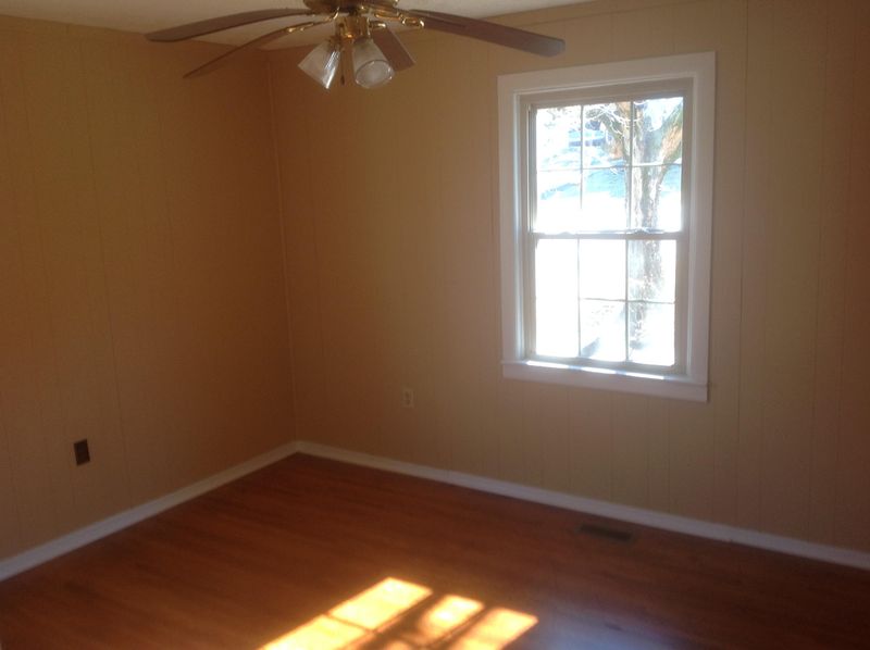 420 Kingwood St, Kingston, TN 37763