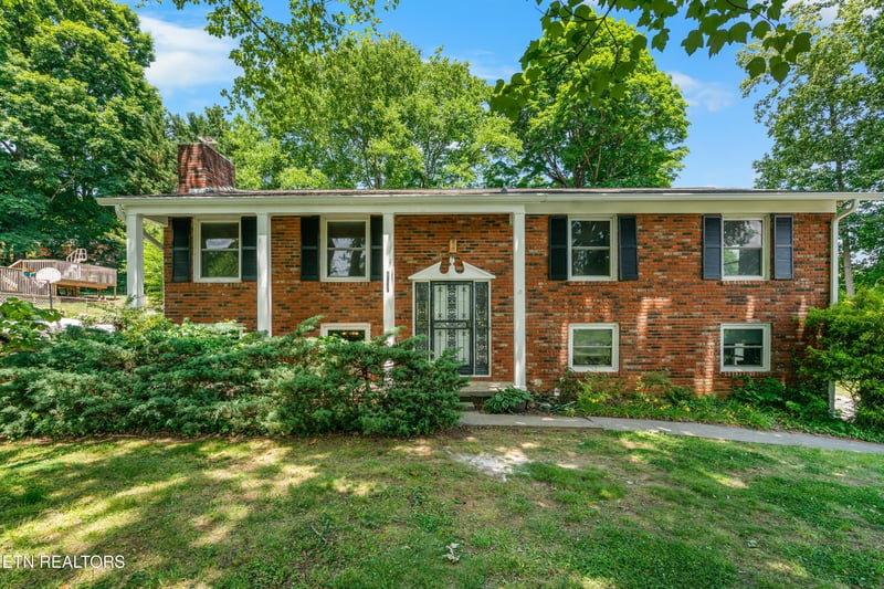 4201 Pleasantwood Dr, Knoxville, TN 37921