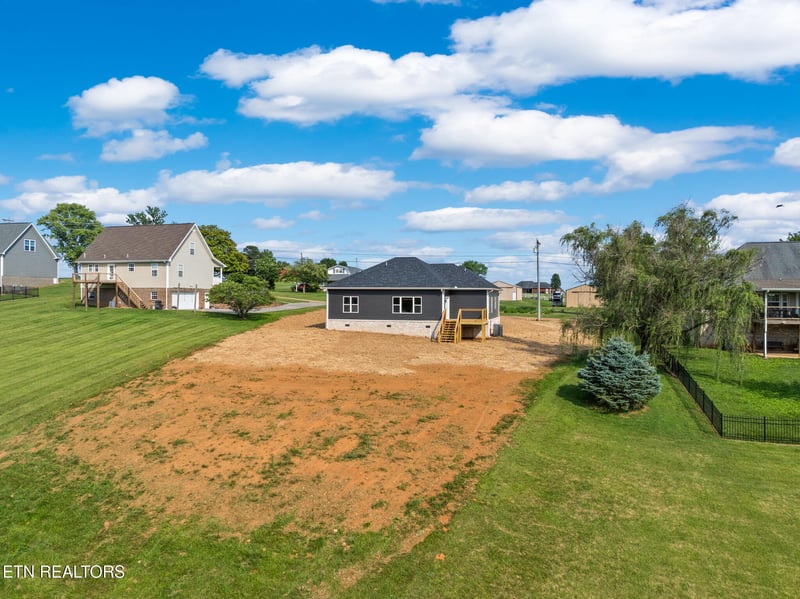 4203 Stansberry Rd, Morristown, TN 37813
