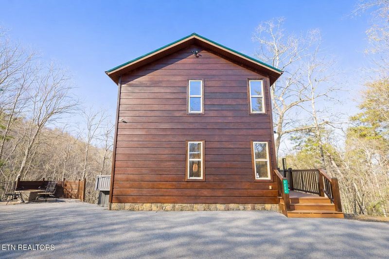 4204 Round Top Way, Sevierville, TN 37862