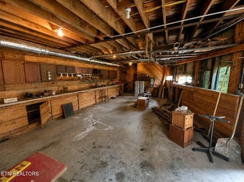 4205 Birds Creek Rd, Sevierville, TN 37876