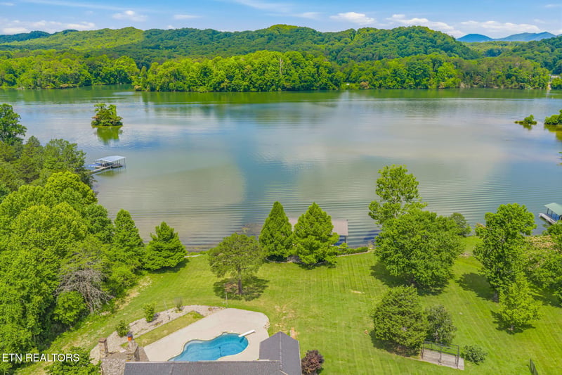 4205 Guinn Rd, Knoxville, TN 37931