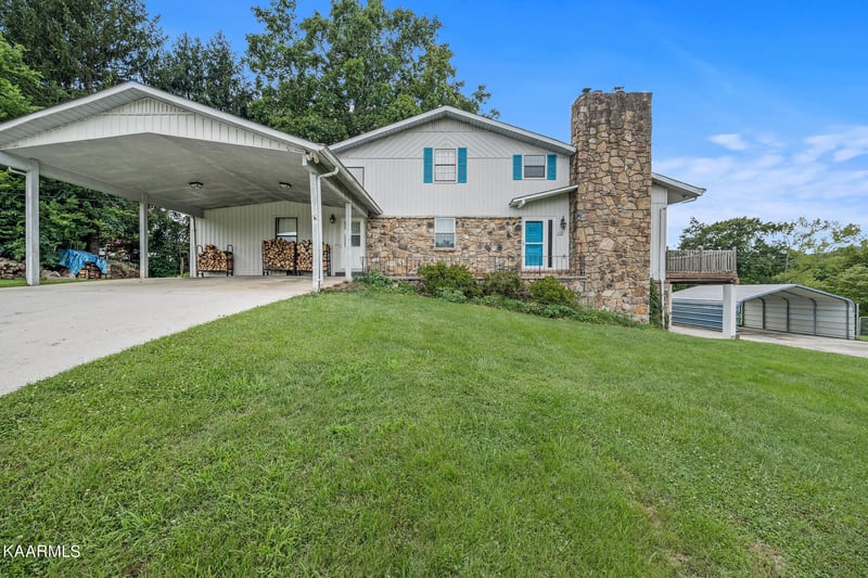 4205 Willowbrook Ln, Rockford, TN 37853