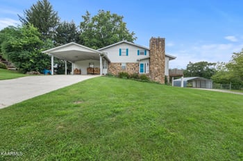 4205 Willowbrook Ln, Rockford, TN 37853