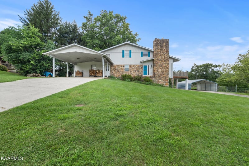 4205 Willowbrook Ln, Rockford, TN 37853