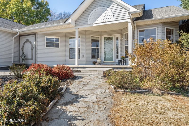 4207 Pea Ridge Rd, Maryville, TN 37804