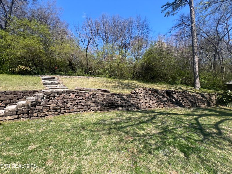 4207 Sherry Dr, Knoxville, TN 37918