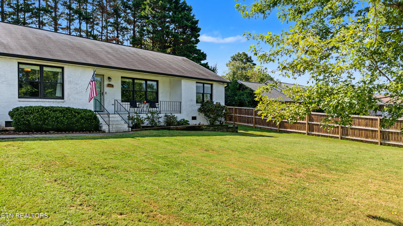 4208 Ingrid Dr, Maryville, TN 37801