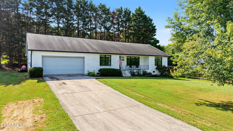 4208 Ingrid Dr, Maryville, TN 37801