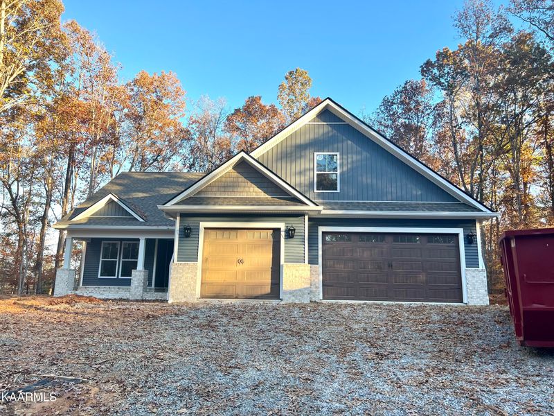 421 Goweli Tr, Vonore, TN 37885