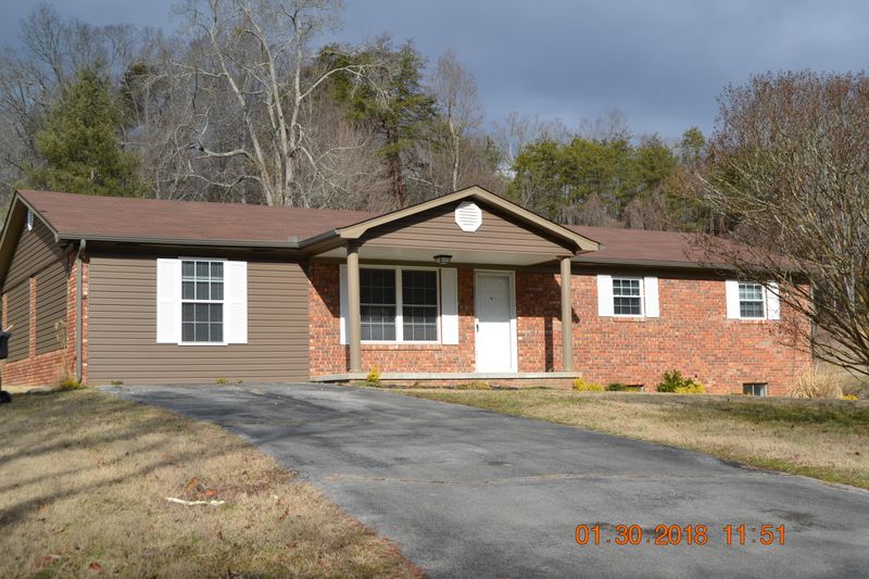 421 Macedonia Rd, Morristown, TN 37814