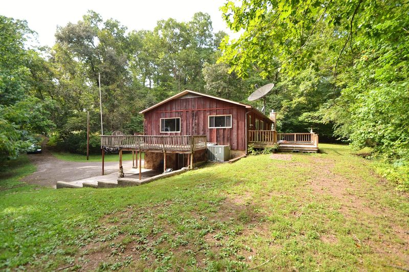 421 New Henderson Rd, Clinton, TN 37716