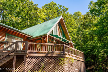 421 Smithfield Rd, Tellico Plains, TN 37385