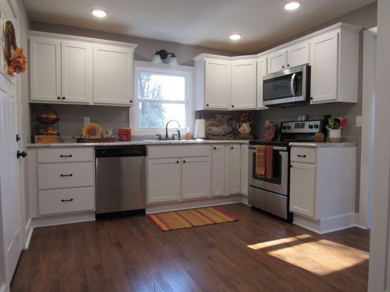 4210 Reed Rd, Louisville, TN 37777