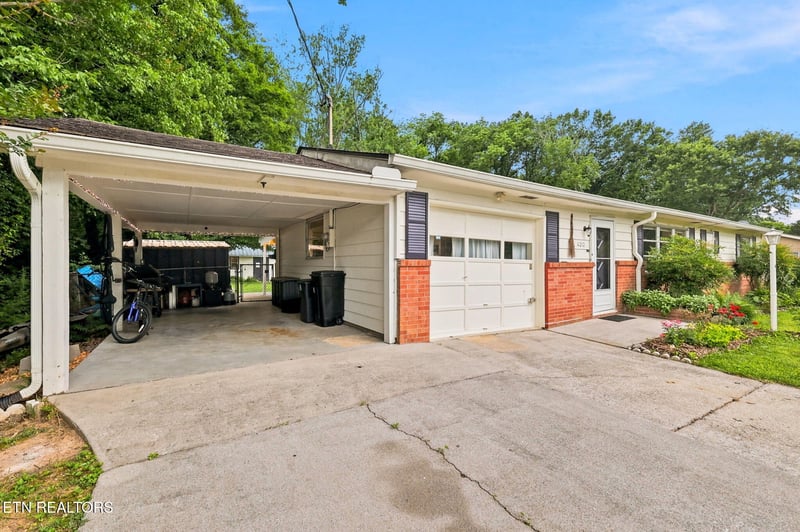 4212 Felty Dr, Knoxville, TN 37918