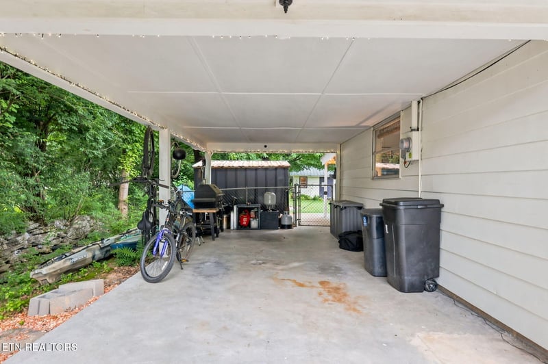 4212 Felty Dr, Knoxville, TN 37918