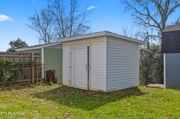 4212 Garnet Dr, Knoxville, TN 37919